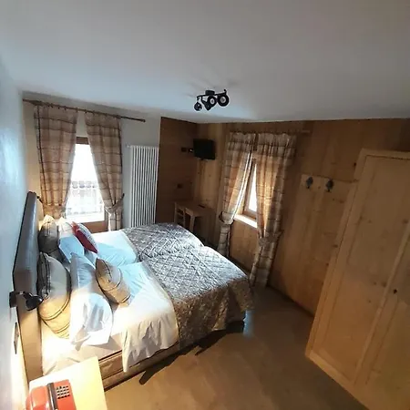 Astoria Hotel 3*