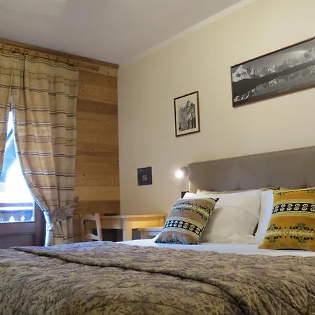 Astoria Hotel
