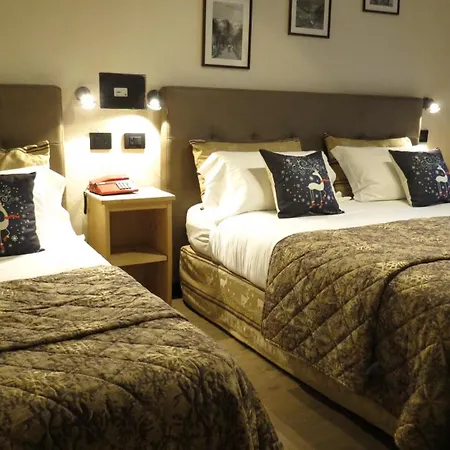 Ξενοδοχείο Astoria 3*