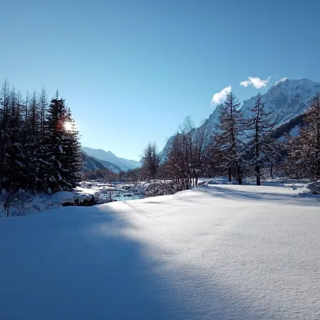 Astoria فندق كورمايور